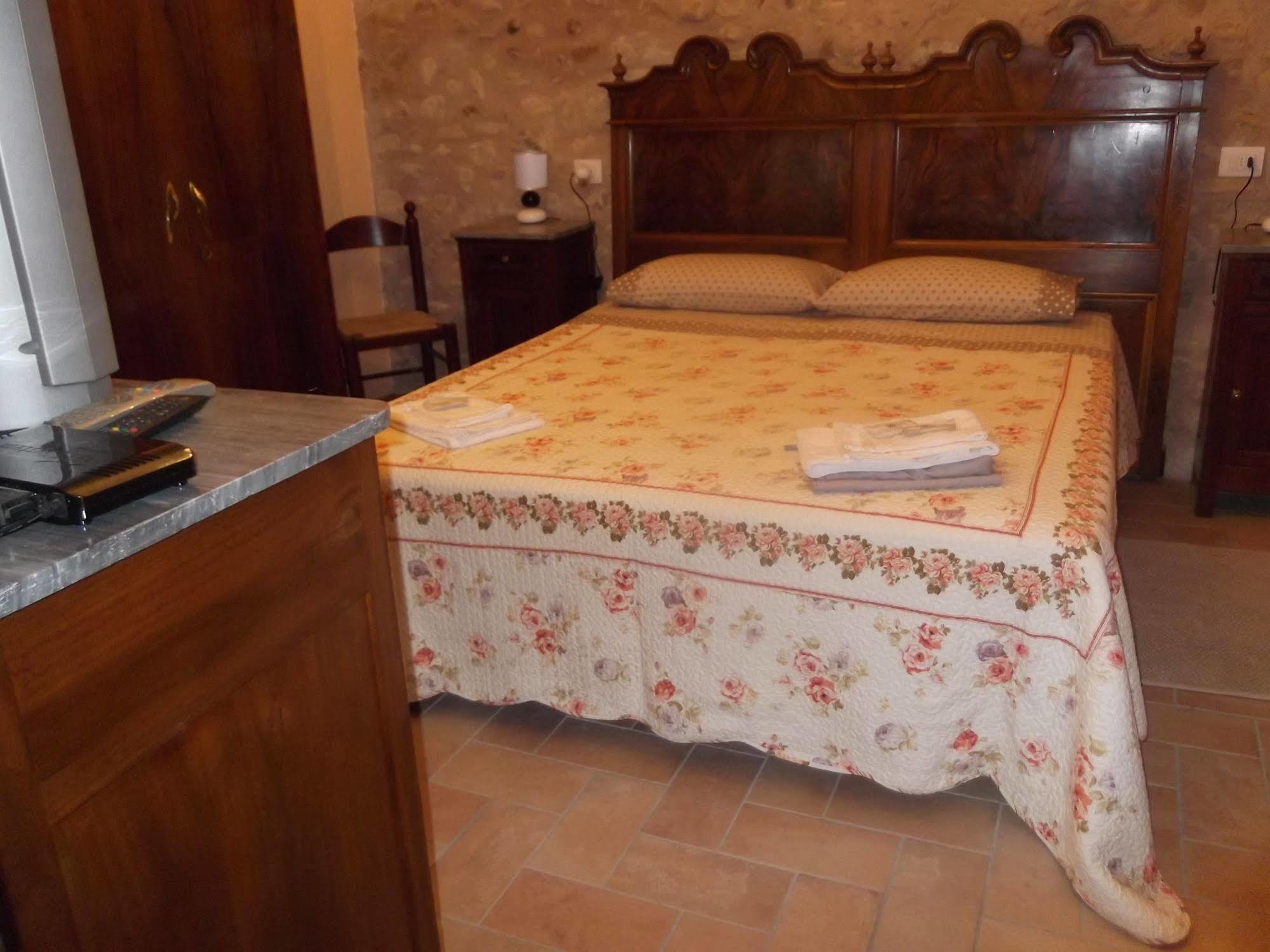 A Casa Di Mi Appartamenti Vacanza Montefalco Eksteriør bilde
